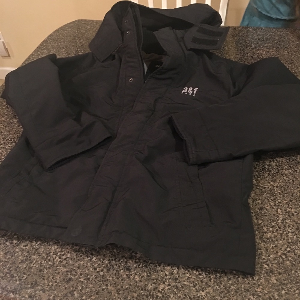 Abercrombie and Fitch All Season Jacket Boys XL